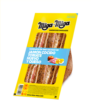 Miga Miga - Triple Jamón Cocido, Tomate, Huevo y Queso en Pan Negro